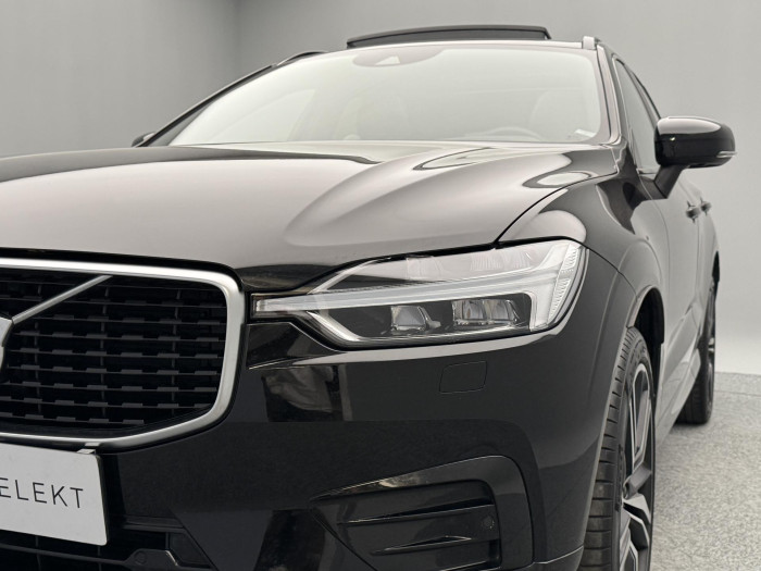 Volvo XC60 B5 AWD R-DESIGN AUT