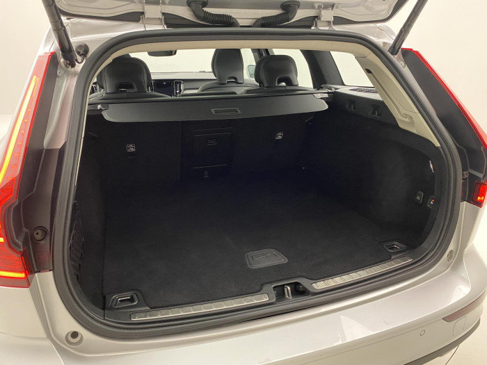 Volvo V60 CC B4 AWD MOMENTUM AUT 2.0 CC CC Momentum