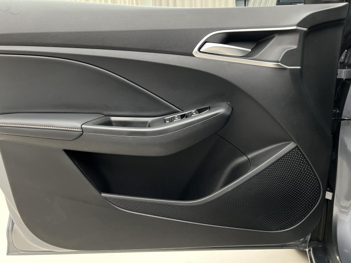 MG MG3 EXCLUSIVE HYBRID+ AUT CZ 1.maj 1.5 Exclusive