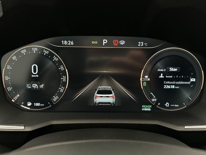 Lynk & Co 01 PHEV DCT AUT REZERVACE