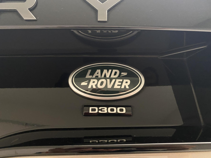 Land Rover Discovery D300 AWD AUT CZ 7míst 3.0 d