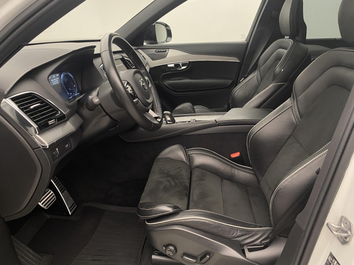 Volvo XC90 B5 AWD R-DESIGN AUT CZ