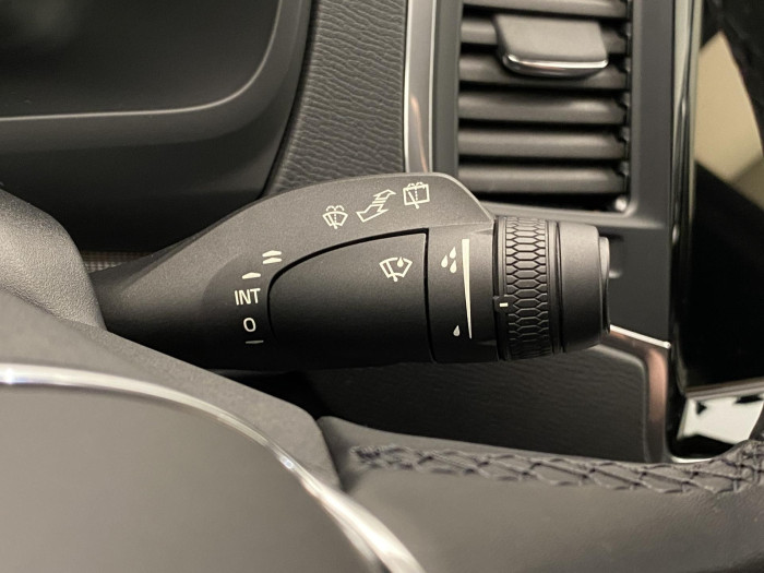 Volvo XC90 T8 AWD RECHARGE CORE 7míst