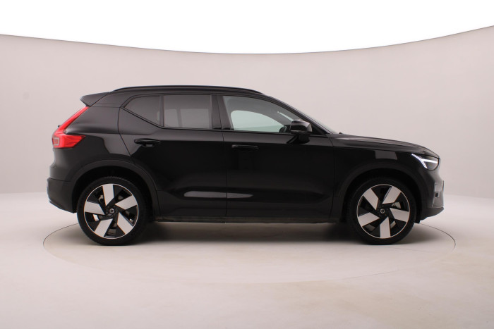 Volvo XC40 RECHARGE TWIN ENGINE PLUS CZ