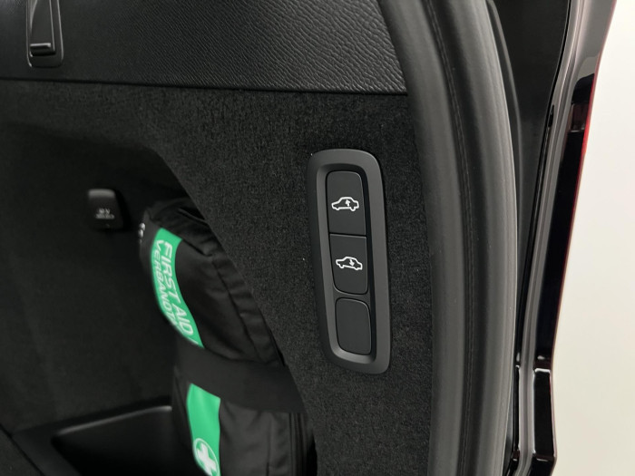 Volvo XC90 B5 AWD AUT BRIGHT PLUS 7-míst