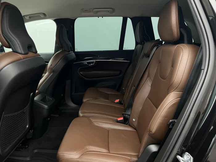 Volvo XC90 D5 AWD INSCRIPTION AUT CZ 2.0 d