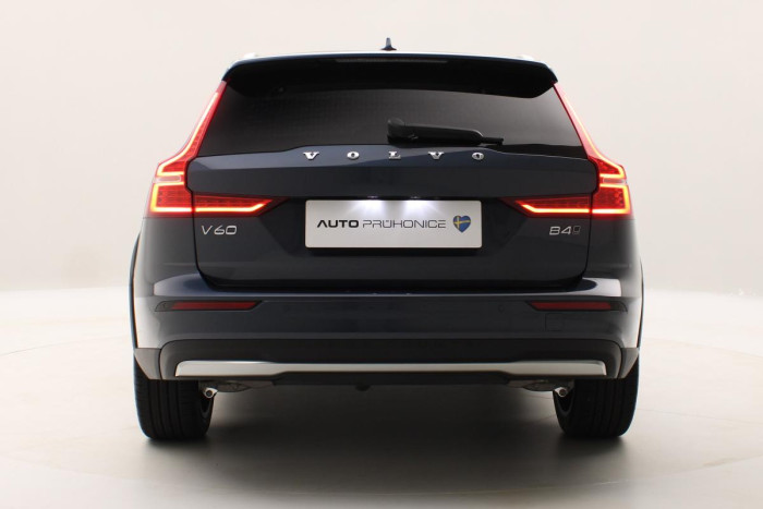 Volvo V60 B4 AWD AUT CROSS COUNTRY PLUS 2.0 Plus