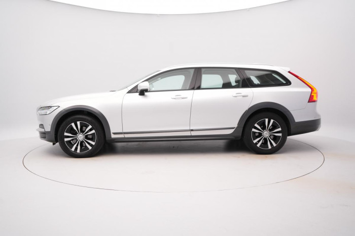 Volvo V90 CC D4 AWD MOMENTUM 1.maj. 2.0 d CC CC Momentum