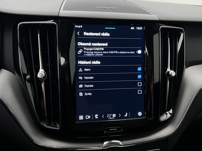 Volvo XC60 B4 AWD PLUS DARK AUT 1.maj.