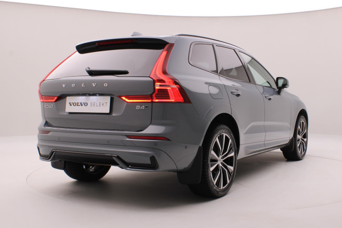 Volvo XC60 B4 AWD DARK PLUS AUT
