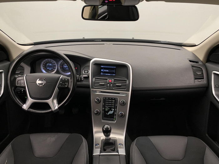 Volvo XC60 D3 AWD MOMENTUM PANORAMA 2.4 d Panorama Momentum