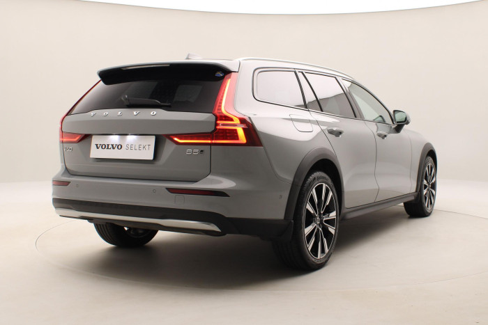 Volvo V60 CC B5 AWD PLUS AUT 1.maj.