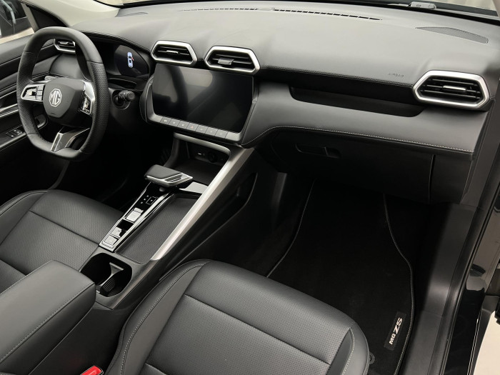 MG ZS 1.5 EXCLUSIVE HYBRID+ AUT CZ 1.5 Exclusive