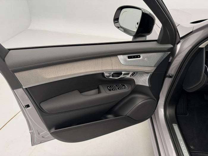 Volvo XC90 B5 AWD AUT DARK ULTRA 7míst