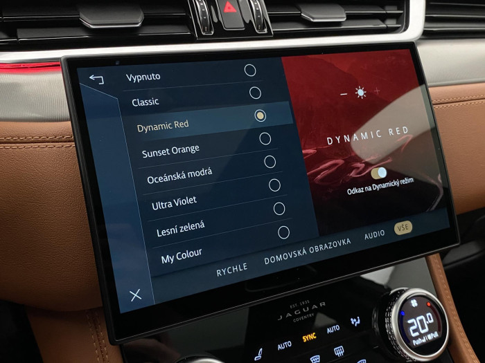 Jaguar F-Pace REZERVACE