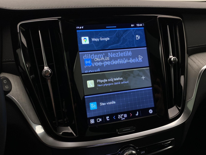 Volvo V60 CC B5 AWD BRIGHT REZERVACE 2.0 CC CC