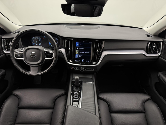 Volvo V60 B4 MOMENTUM POLESTAR AUT 2.0 Momentum