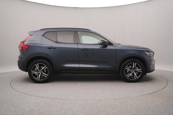 Volvo XC40 B3 AUT DARK PLUS