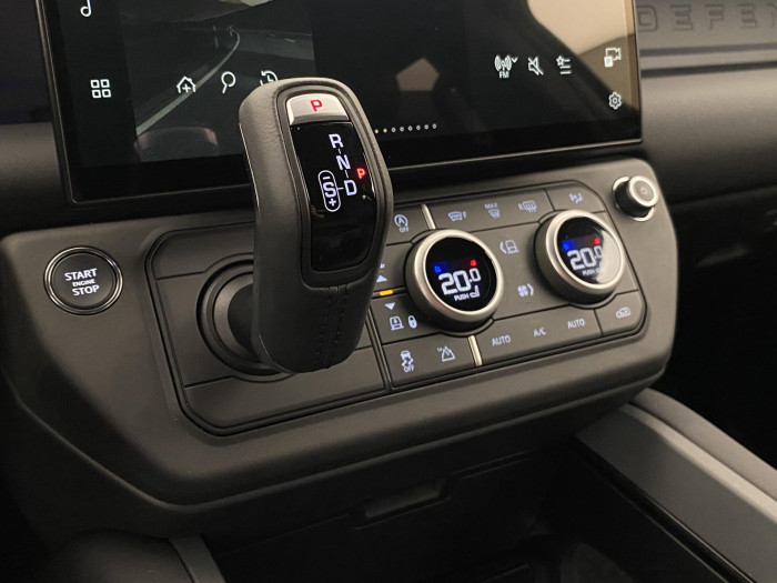 Land Rover Defender 110 X-DYNAMIC SE D250 3.0 d Dynamic SE