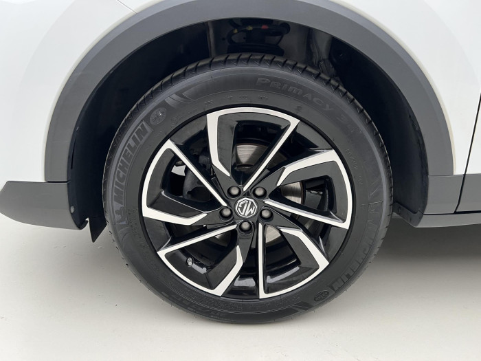 MG ZS 1.0T EXCLUSIVE AUT CZ 1.maj. 1.0 Exclusive