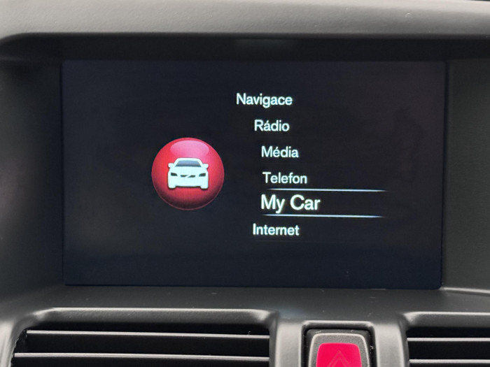 Volvo XC60 D4 SUMMUM AUT CZ 2.4 d Summum