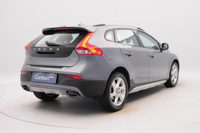 Volvo V40 CC D3 MOMENTUM REZERVACE 2.0 d CC CC Momentum