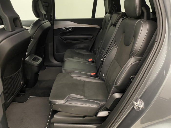 Volvo XC90 T6 AWD R-DESIGN AUT REZERVACE