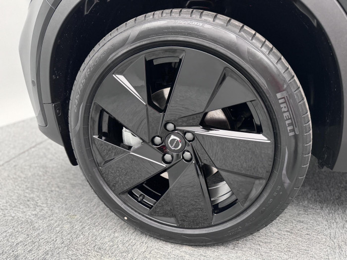 Volvo XC40 B3 AUT BLACK EDITION ULTRA 2.0 Edition