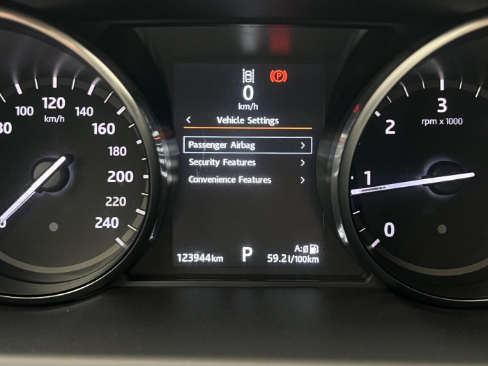 Land Rover Discovery Sport 2.0 TD4 AWD AUT CZ 2.0 TD