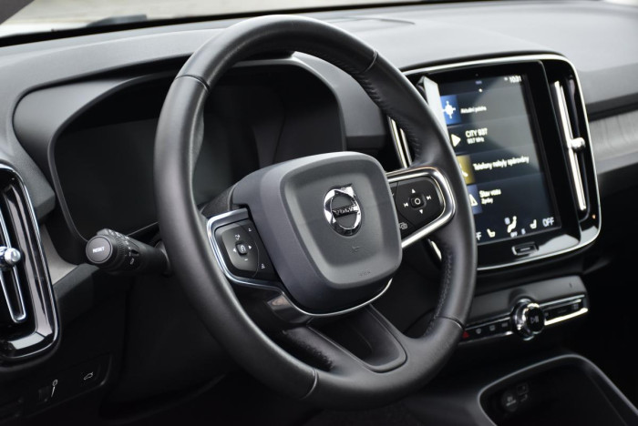 Volvo XC40 D3 INSCRIPTION AUT REZERVACE 2.0 d