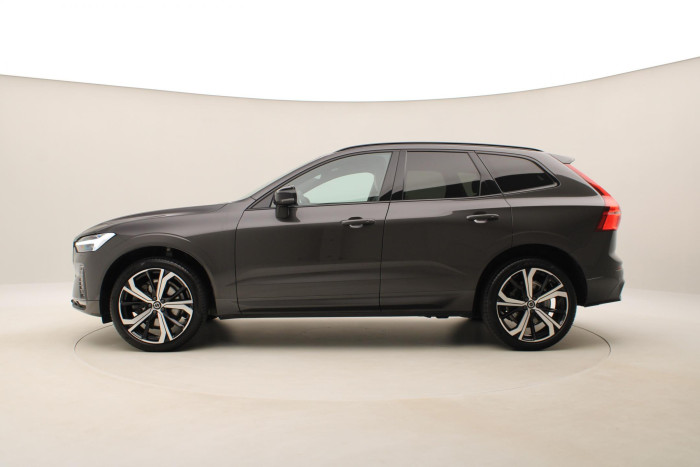 Volvo XC60 B5 AWD R-DESIGN AUT 1.maj