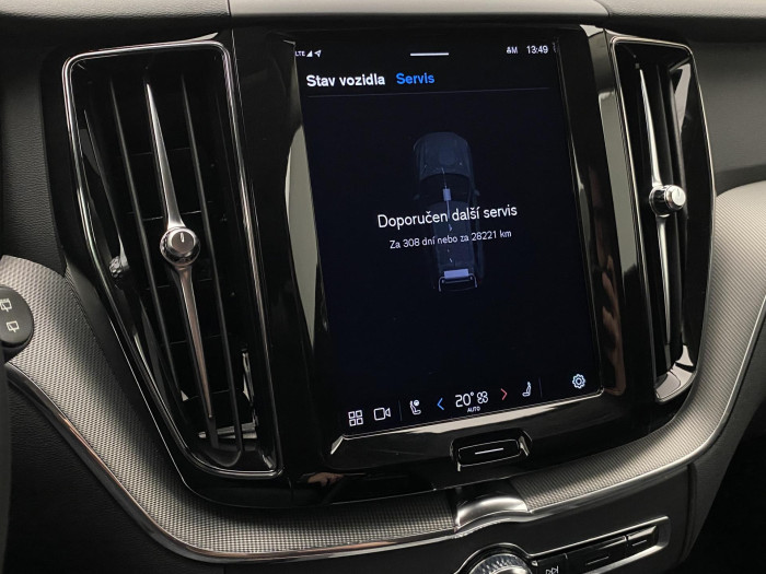 Volvo XC60 B4 AWD DARK PLUS AUT