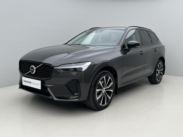 Volvo XC60 B4 AWD PLUS DARK AUT 1.maj.