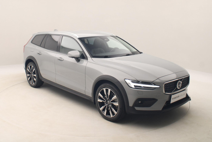 Volvo V60 CC B5 AWD PLUS AUT 1.maj