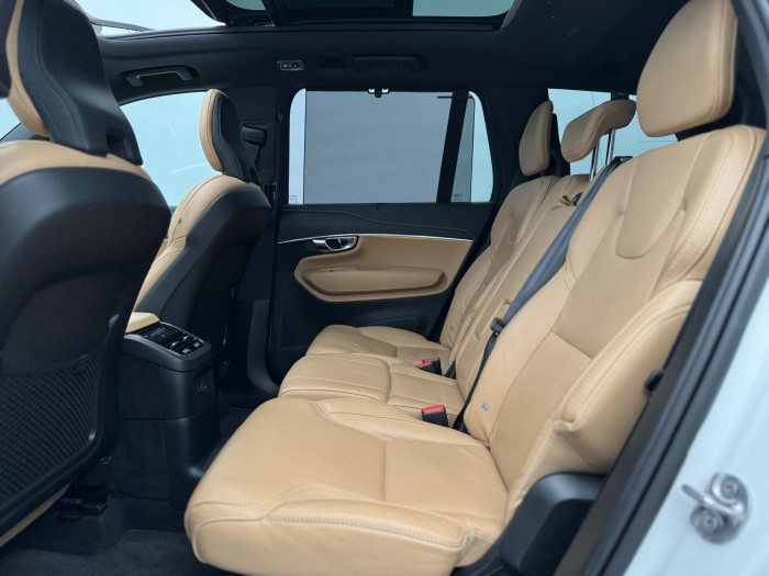 Volvo XC90 T8 AWD RECHARGE INSCRIPTION 7M