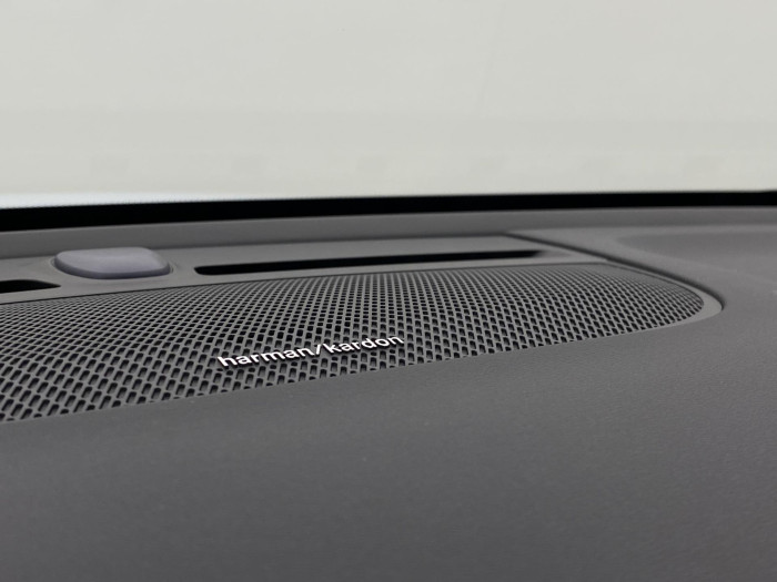 Volvo XC40 B3 AUT DARK PLUS