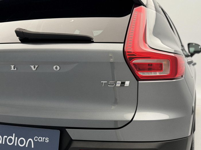 Volvo XC40 T5 AWD R-DESIGN
