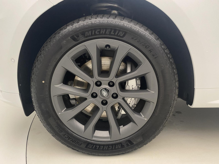 Land Rover Range Rover Sport D300 DYNAMIC SE AWD REZERVACE 3.0 d Dynamic SE