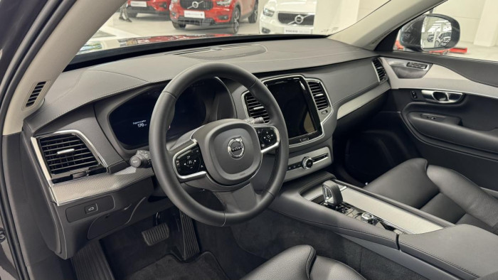 Volvo XC90 B5 AWD PLUS BRIGHT REZERVACE 2.0 Plus