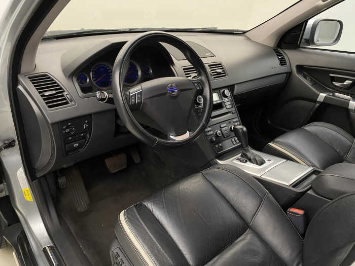 Volvo XC90 D5 AWD EXECUTIVE AUT CZ 2.4 d Executive