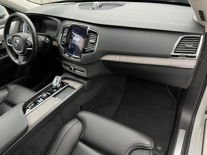 Volvo XC90 T8 AWD RECHARGE INSCRIPTION