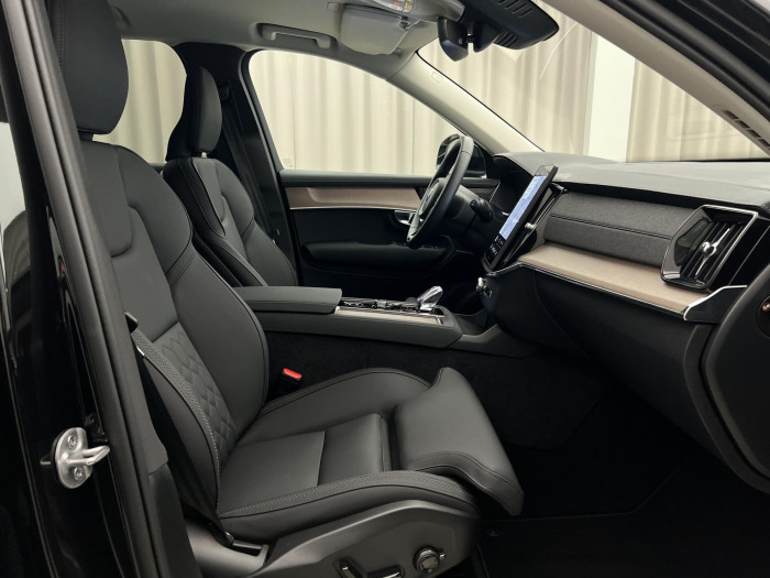 Volvo XC90 B5 AWD PLUS BRIGHT 7MÍST CZ