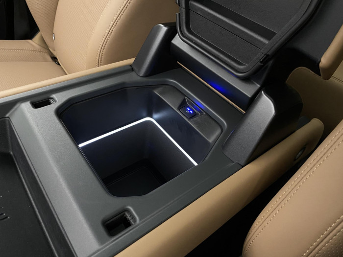 Land Rover Defender 110 D300 X-DYNAMIC HSE AWD AUT 3.0 d Dynamic