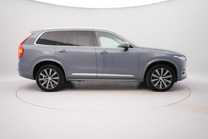 Volvo XC90 B5 AWD PLUS BRIGHT REZERVACE