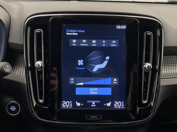 Volvo XC40 D4 AWD R-DESIGN AUT 2.0 d