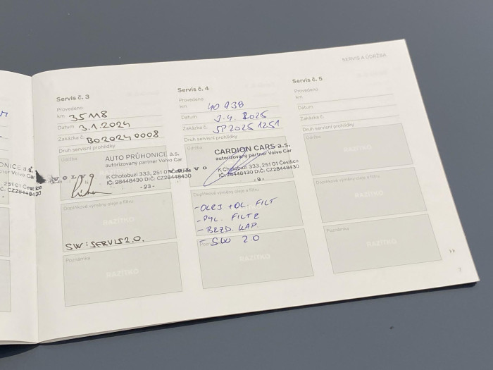 Volvo XC40 B4 AWD INSCRIPTION AUT CZ