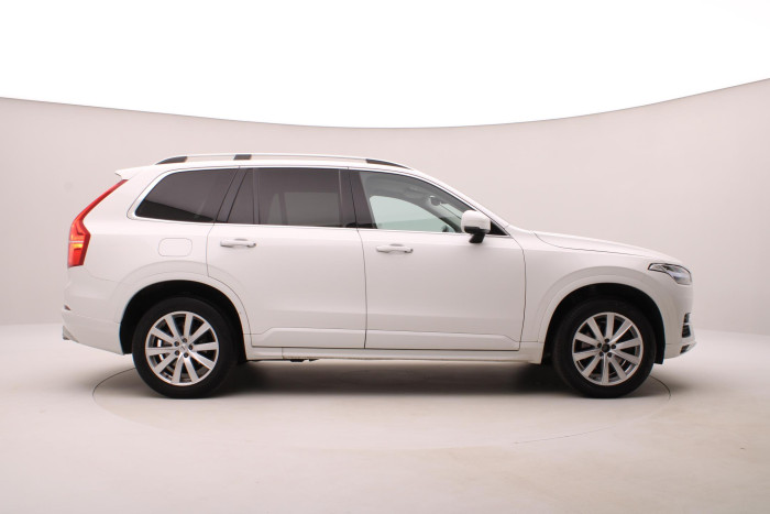 Volvo XC90 D5 AWD MOMENTUM AUT CZ 7míst 2.0 d Momentum
