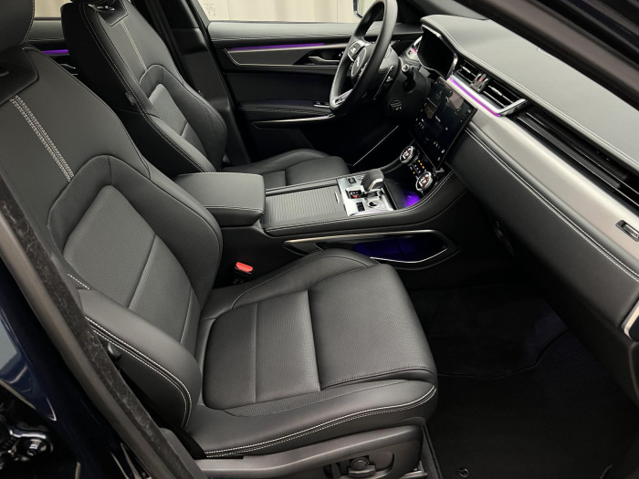 Jaguar F-Pace D300 AWD R-DYNAMIC SE AUT 3.0 d Dynamic SE