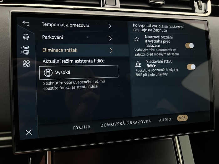 Land Rover Range Rover Evoque D200 DYNAMIC SE AWD Aut 2.0 d Dynamic SE