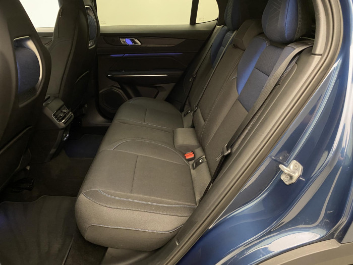 Lynk & Co 01 PHEV DCT REZERVACE